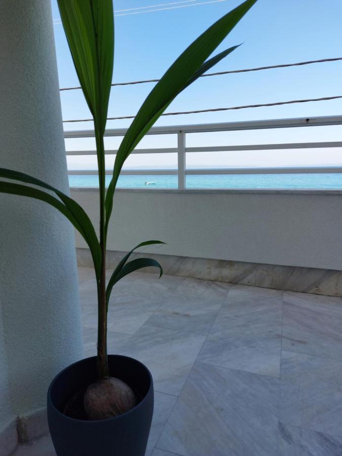 Nefeli Seaside Apartments โปไลโครโน ภายนอก รูปภาพ