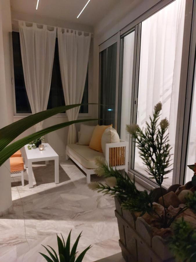 Nefeli Seaside Apartments โปไลโครโน ภายนอก รูปภาพ
