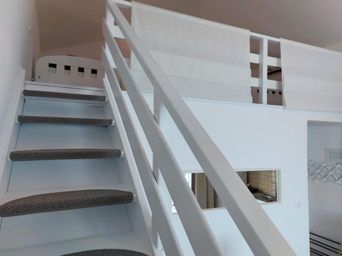 Nefeli Seaside Apartments โปไลโครโน ภายนอก รูปภาพ